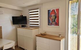 T2 Neuf Independant Dans Villa Proche Des Plages